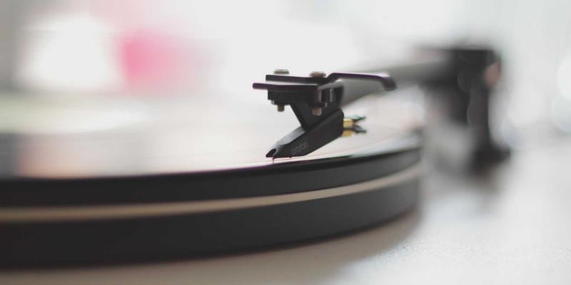 从零散问答到结构化知识库：技术论坛如何实现高效知识沉淀与检索